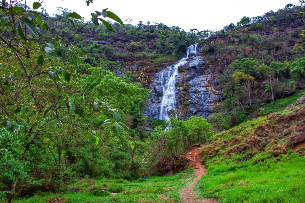 Pousada & Parada Olhos D'Agua Oliveira Fortes 外观 照片