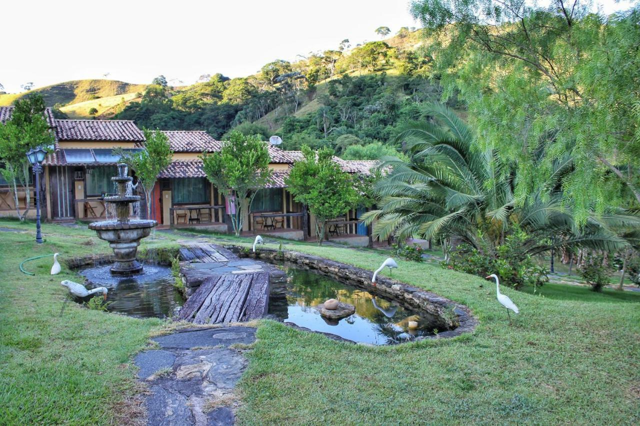 Pousada & Parada Olhos D'Agua Oliveira Fortes 外观 照片